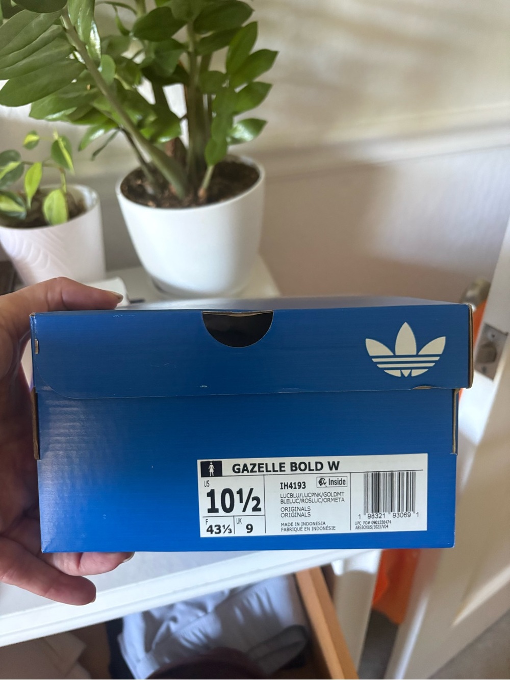NWT Adidas Gazelle Platform Sneaker in Blue & Pink with Gum Sole - Picture 4 of 4